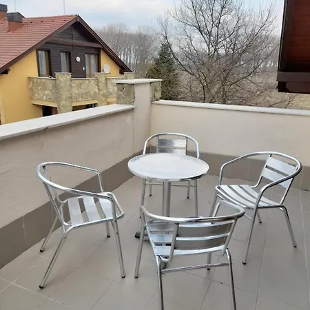 Birdland Relax Bukfurdo Apartman